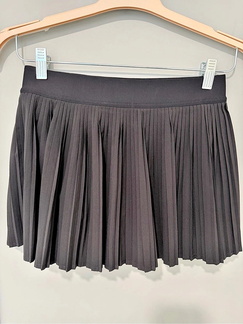 lululemon Varsity High-Rise Pleated Tennis Skirt Pleated Mini Skirt in Black - l